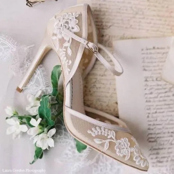 Bella Belle Mesh Lace Ivory Heels - Picture 1 of 7